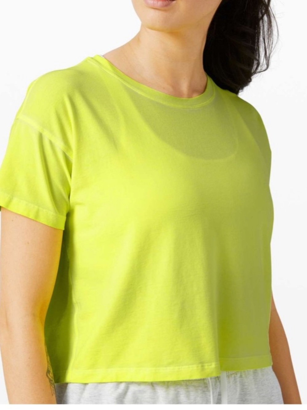 Lululemon cates tee Ladies' Tee 'Fade' Lightweight Tee in Neon Yellow sz 6 nwt